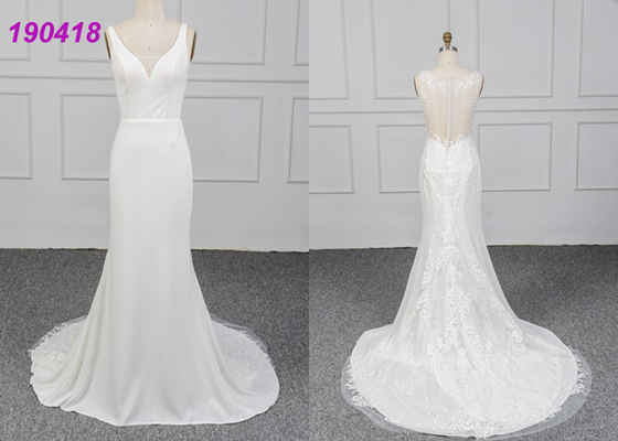 Ärmelloses Krepp-Hochzeits-Kleid Vestido De Noiva Lace appliziert Hüllen-Entwurf