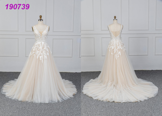 Recht praktische Braut-weiße Ballkleider, Spitze-Ballkleid-Hochzeits-Kleiderfrühling und -sommer
